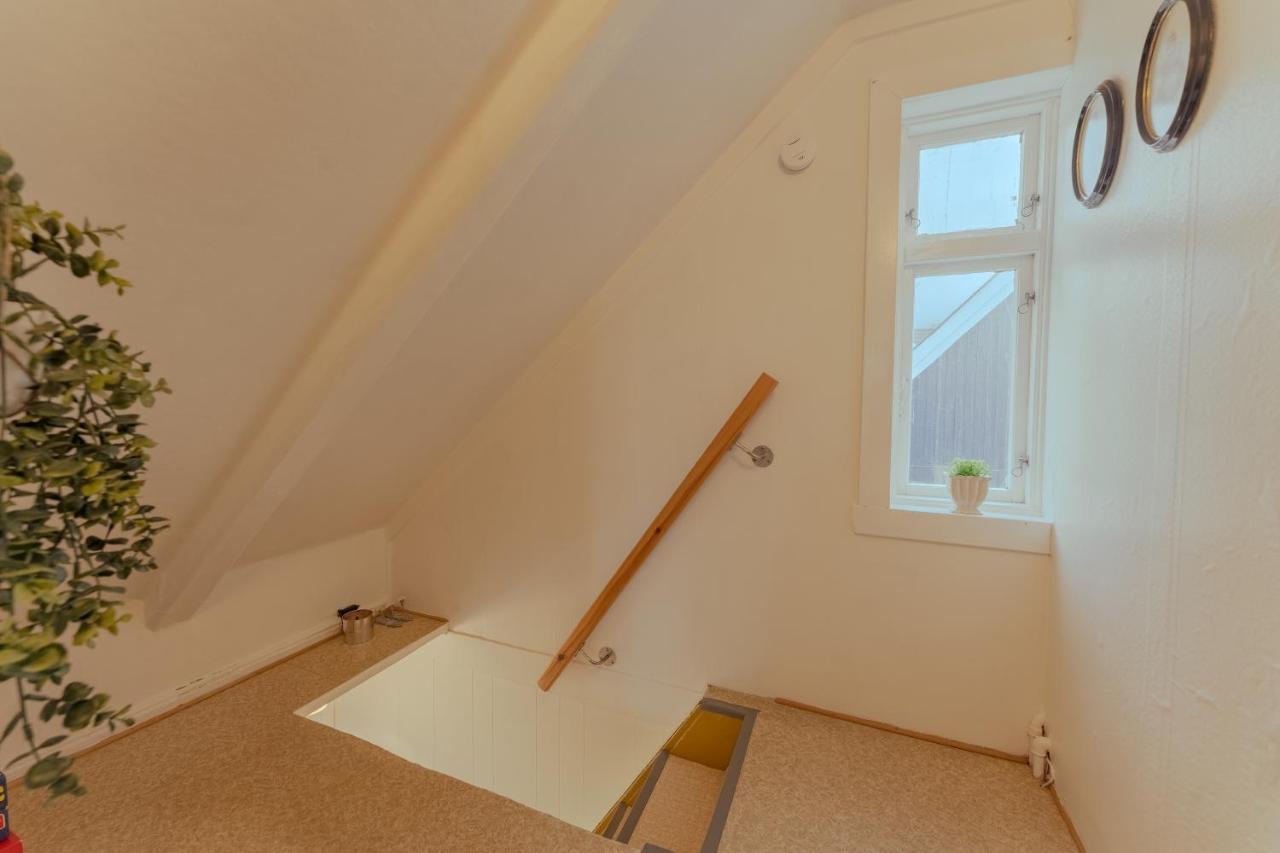 Authentic Faroese House / Unique Location / Nature Hellurnar Exteriör bild
